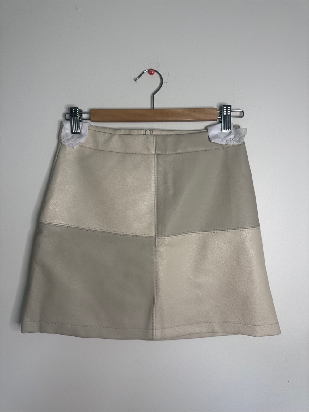 NWOT BB Dakota Steve Madden Cream Two-Tone faux Leather Skirt